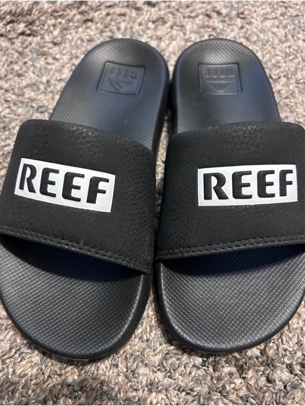 Boys or Girls Reef Black Slide Sandals with White Logo Size 2